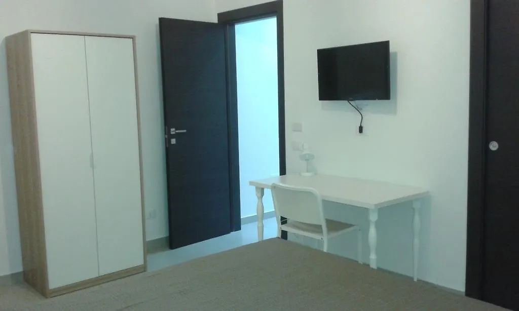 باليرمو Buonaluna B&B 3*,