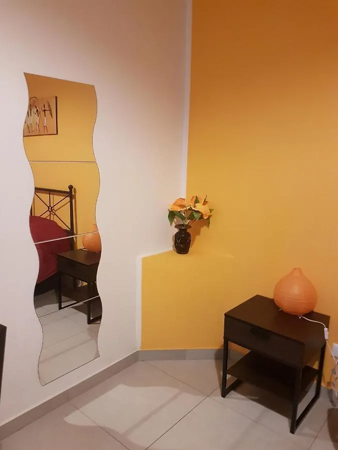باليرمو Buonaluna B&B إيطاليا